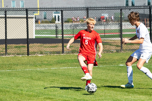Neenah vs Sussex Hamilton 052