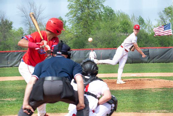 Neenah vs Hortonville 0148