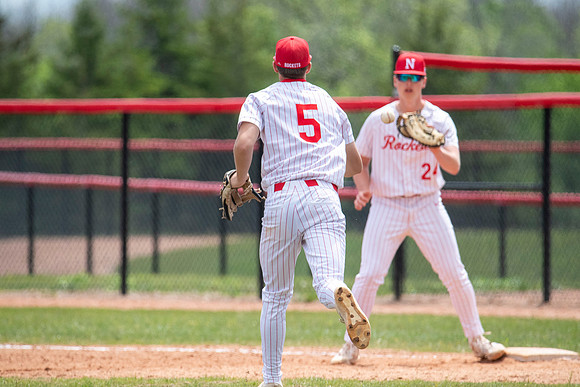 Neenah vs DC Everest 395