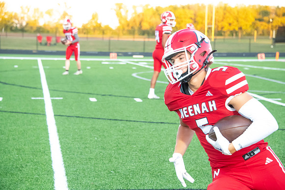 Neenah vs Kimberly 0133