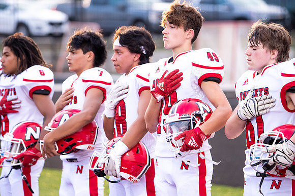 Neenah v DePere_0201