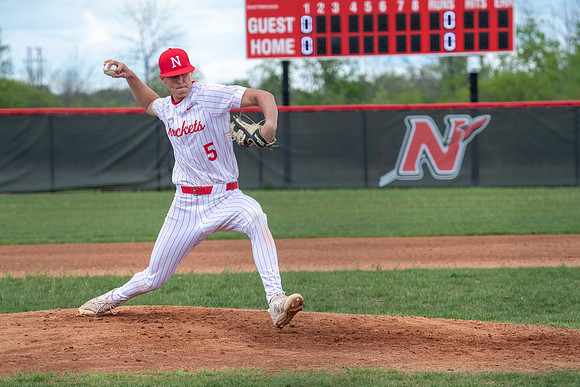 Neenah vs DC Everest 251
