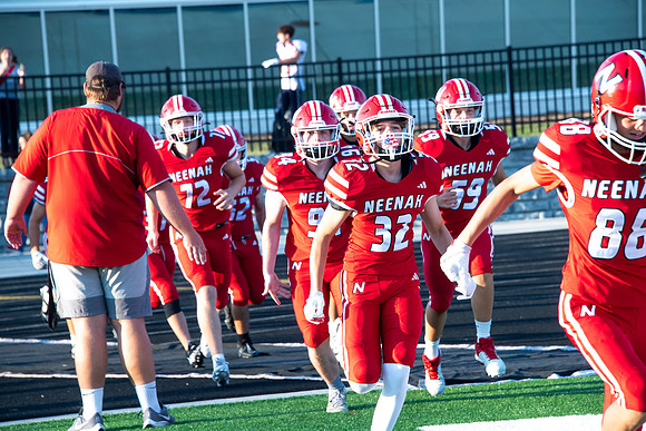 Neenah vs Appleton East 0120