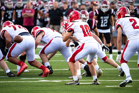 Neenah v DePere_0244
