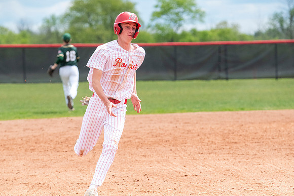 Neenah vs DC Everest 327
