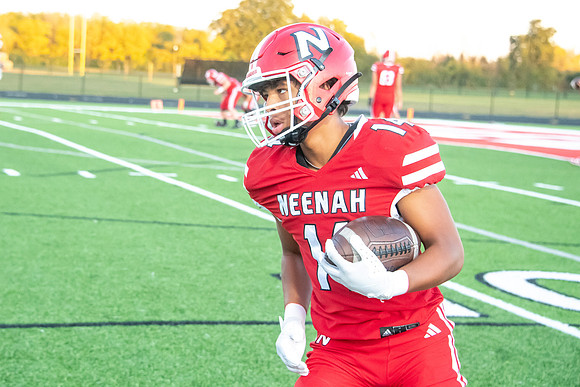 Neenah vs Kimberly 0128