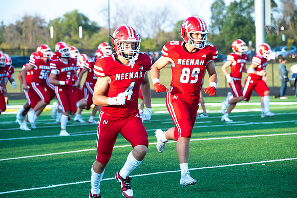 Neenah vs Appleton East 0233