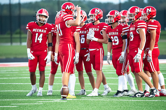 Neenah vs Appleton East 0457
