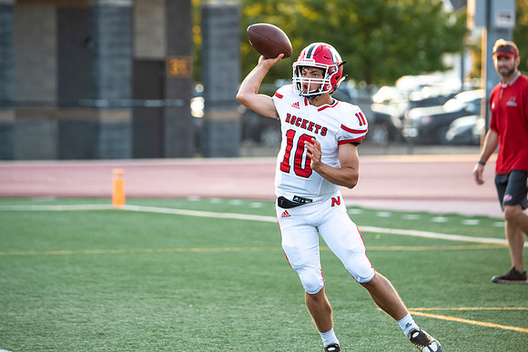 Neenah v Oshkosh West_0128