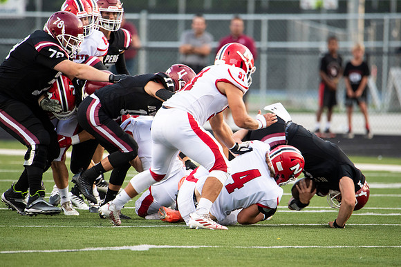 Neenah v DePere_0216