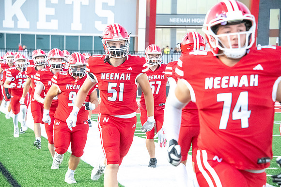 Neenah vs Kimberly 0167