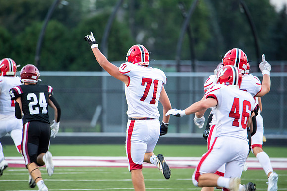 Neenah v DePere_0311