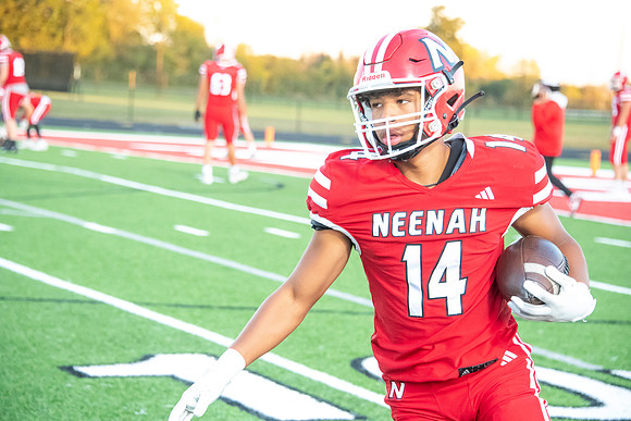 Neenah vs Kimberly 0124