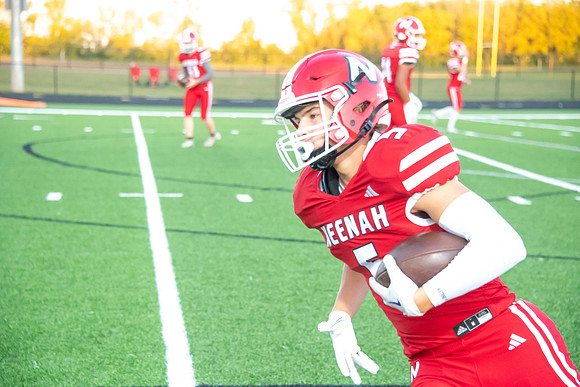 Neenah vs Kimberly 0134