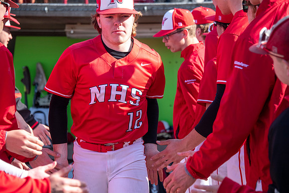 Neenah vs Menasha0222