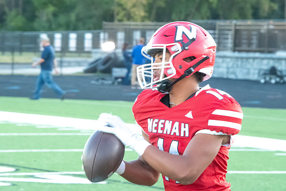 Neenah vs Kimberly 0056