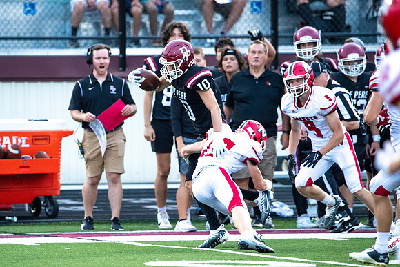 Neenah v DePere_0327