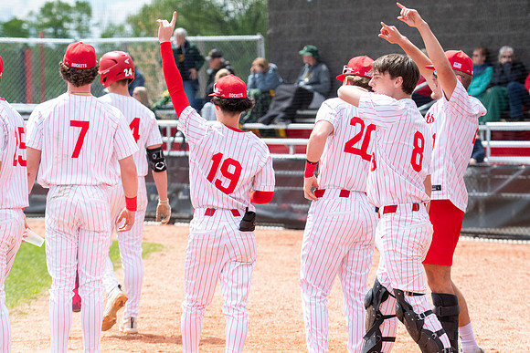 Neenah vs DC Everest 353