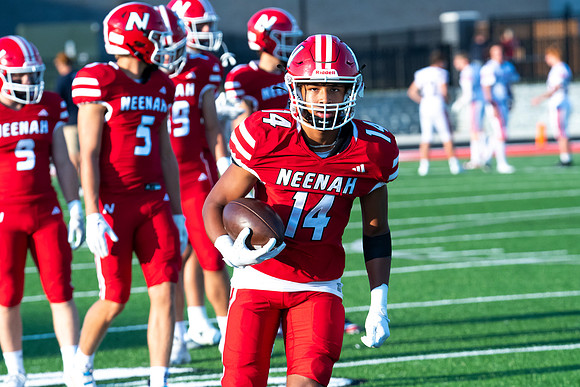 Neenah vs Appleton East 0032