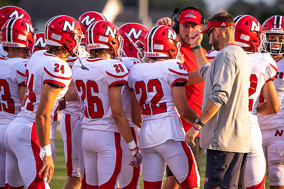 Neenah v DePere_0211