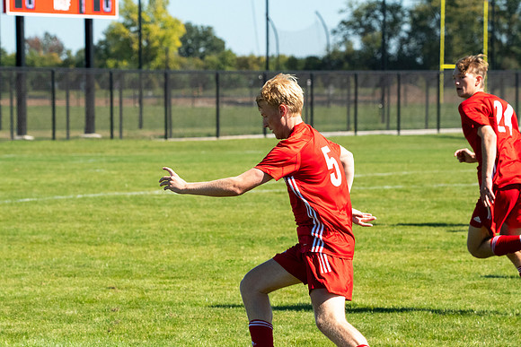 Neenah vs Sussex Hamilton 049