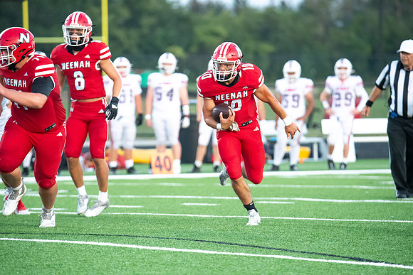 Neenah vs Appleton East 0363