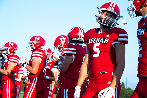 Neenah vs Appleton East 0185