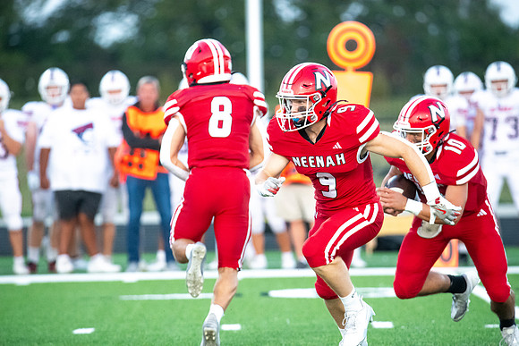 Neenah vs Appleton East 0284