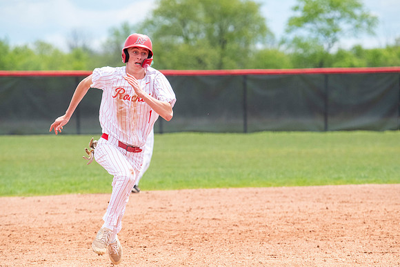 Neenah vs DC Everest 322