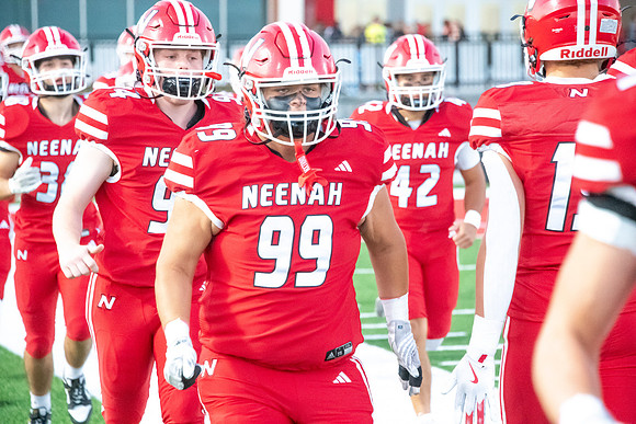 Neenah vs Kimberly 0170