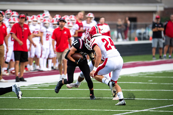 Neenah v DePere_0273