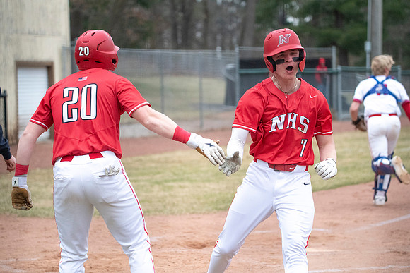 Neenah vs Hortonville 0357