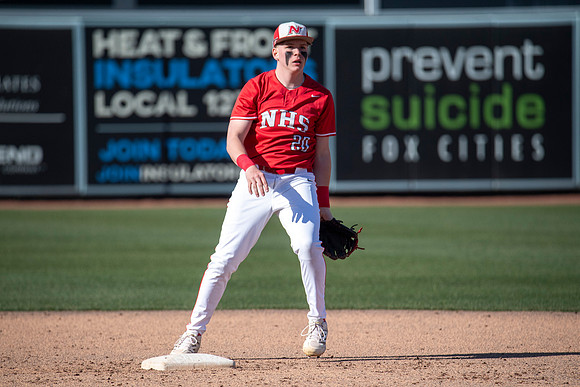 Neenah vs Menasha0116