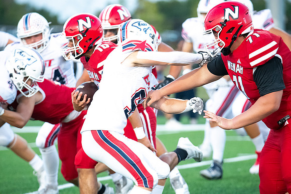 Neenah vs Appleton East 0299