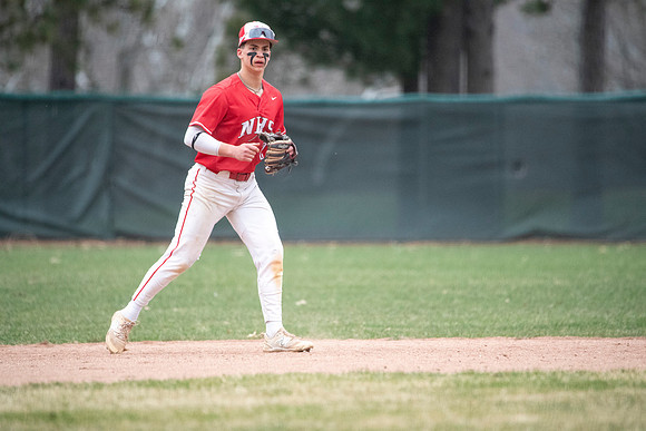 Neenah vs Hortonville 0450