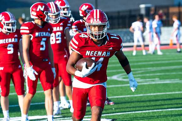 Neenah vs Appleton East 0031