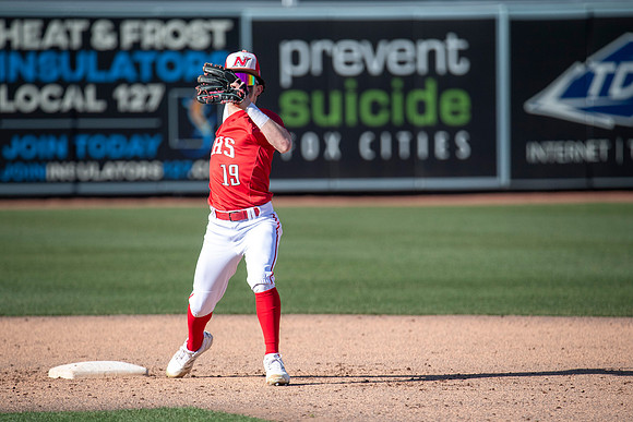 Neenah vs Menasha0104