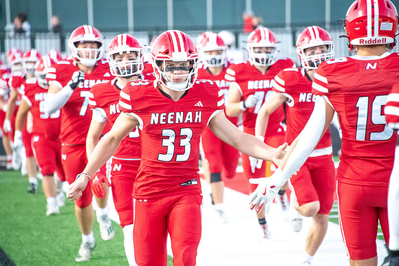 Neenah vs Kimberly 0155