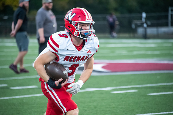 Neenah vs FDL 0019