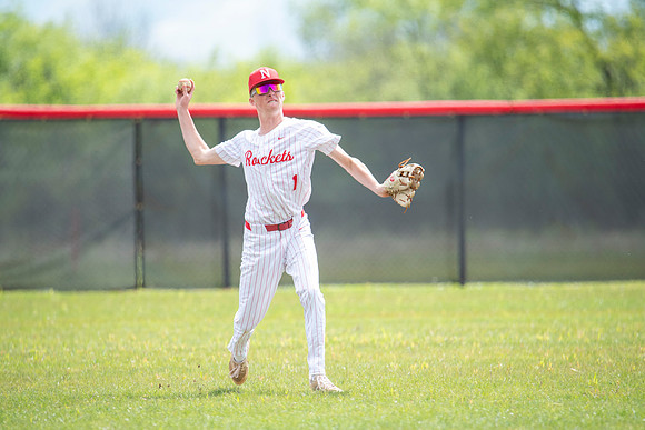 Neenah vs DC Everest 024