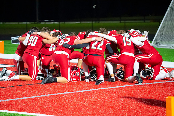 Neenah vs Muskego 0514