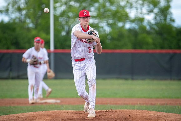 Neenah vs DC Everest 209