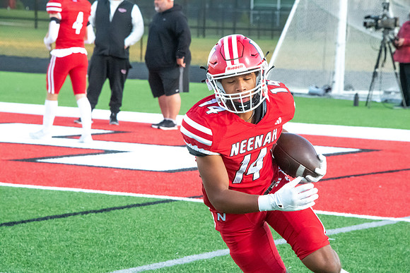 Neenah vs Kimberly 0088