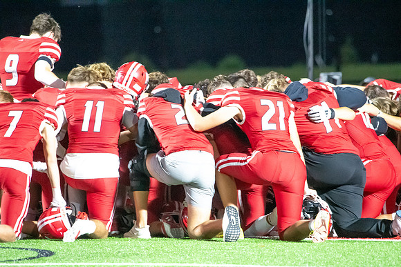 Neenah vs Kimberly 0450