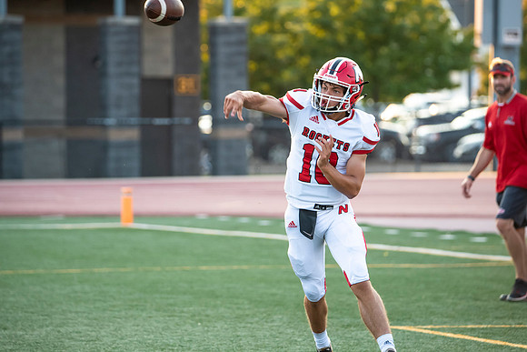 Neenah v Oshkosh West_0129
