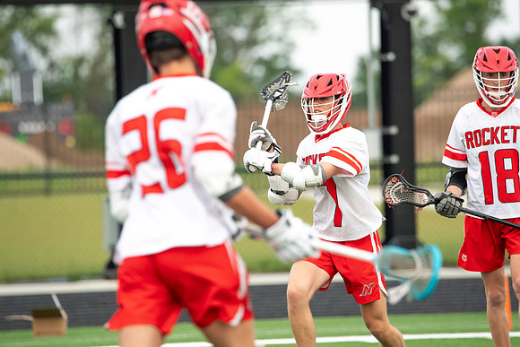 Neenah vs Hudson0028