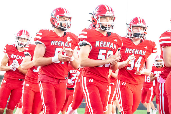Neenah vs Kimberly 0252