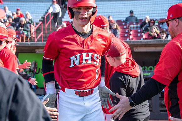 Neenah vs Menasha0221