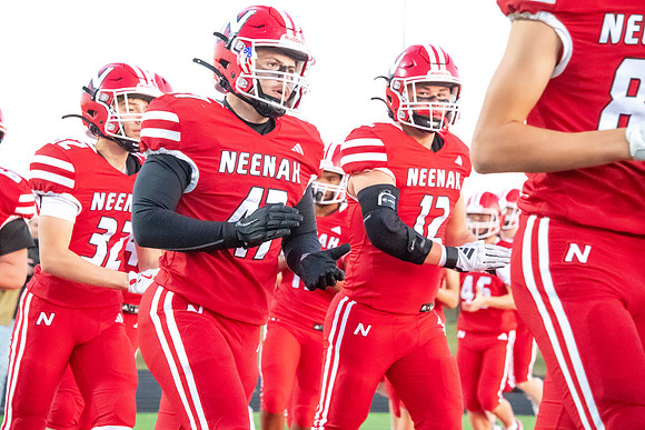 Neenah vs Kimberly 0258