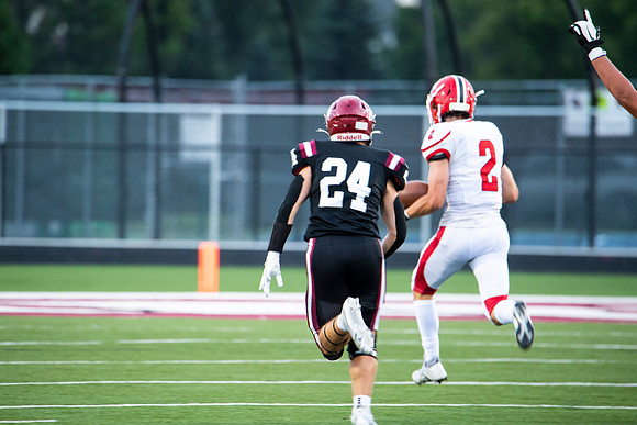 Neenah v DePere_0310